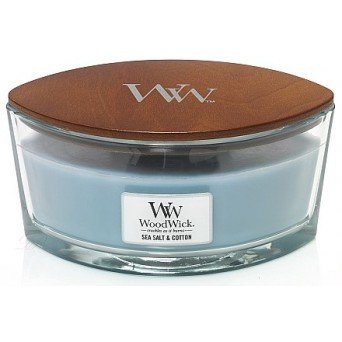 Ароматическая свеча в стакане