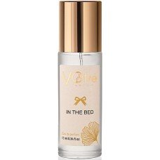 Votre Parfum In The Bed