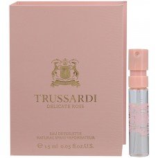 Ніжна троянда Trussardi